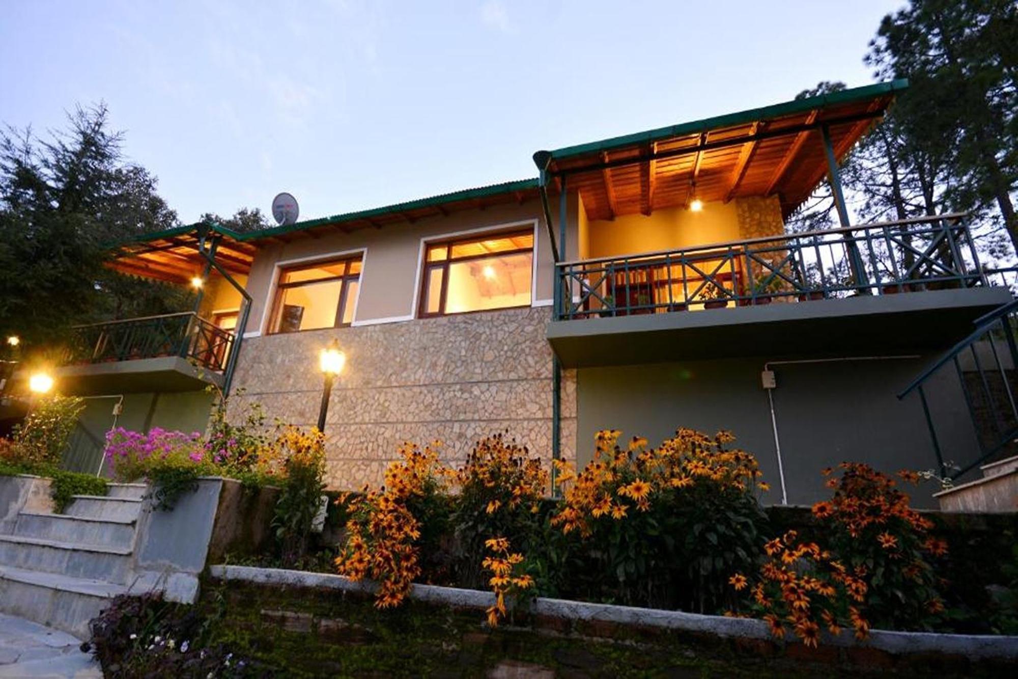 Blusalzz Escapade Anant Rasa Resort - Ranikhet Shitlakhet Exterior foto